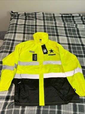 Dallas cowboys High-Visibility Yellow & Black Safety Jacket